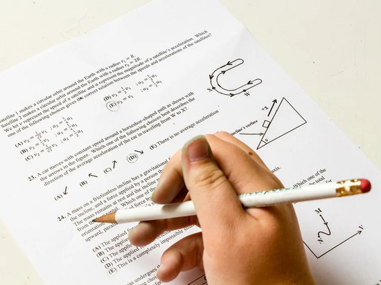 30 марта родители смоленских школьников могут попробовать сдать ЕГЭ по математике