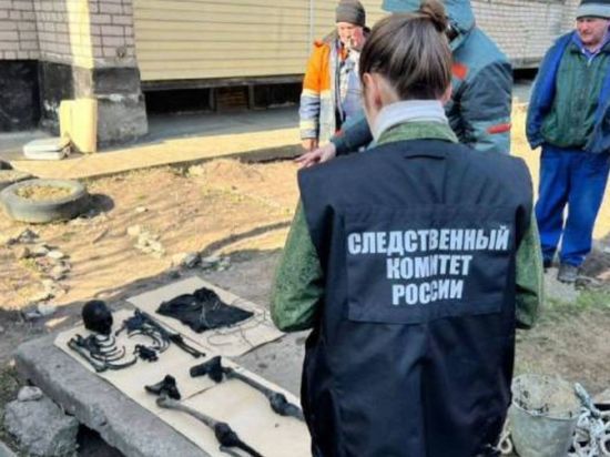 В канализационном люке в Великом Новгороде обнаружили останки человека