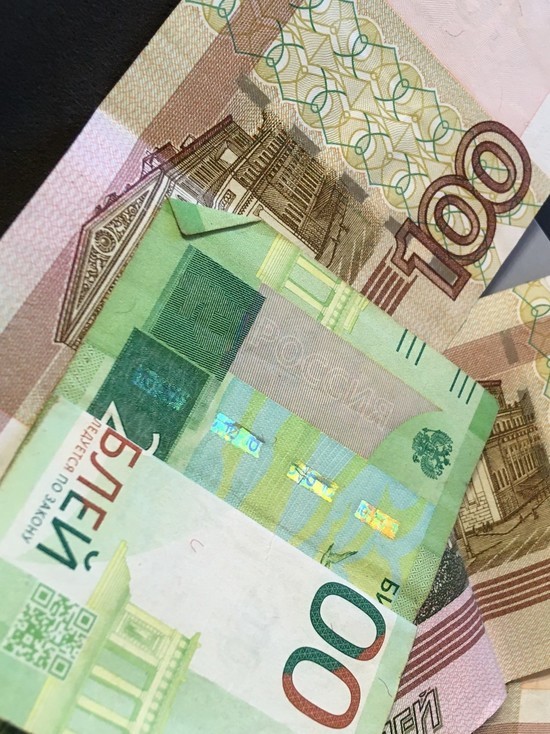 Смолянке грозит срок до 6 лет за покупки по найденной банковской карте