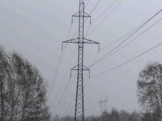 Костромские энергетики устраняют последствия воскресной непогоды