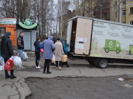 В Курске волонтеры Экотакси в марте отправили на переработку почти 1,5 тонны вторсырья