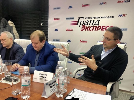 Партию «Справедливая Россия» в Хабаровске пополнили депутаты разных уровней