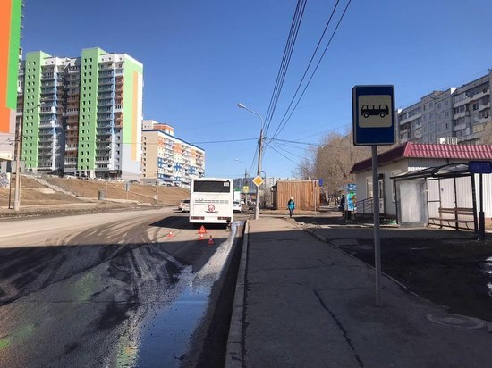 Высадка пассажиров из автобуса №23 в красноярском Солнечном закончилась падением