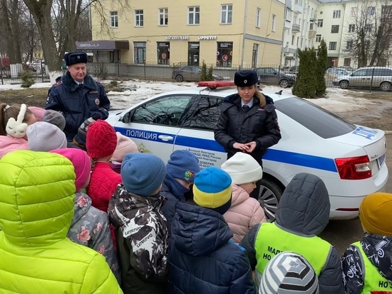 В Новгородской области создали пресс-центр юных инспекторов движения