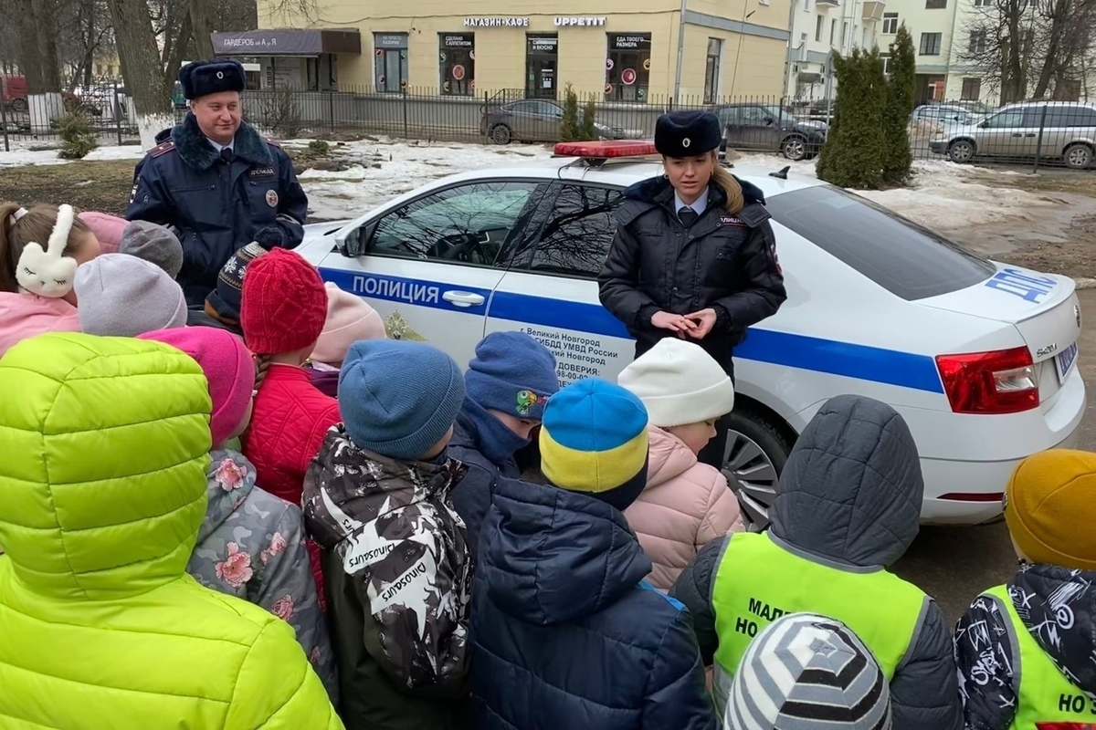 В Новгородской области создали пресс-центр юных инспекторов движения - МК Великий  Новгород