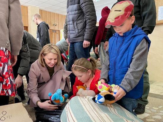 Поклонская призвала "сделать выбор в пользу мира"