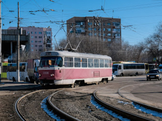 Троллейбусы и трамваи возобновили движение в Волгограде после сбоя