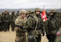 Военно-политический блок НАТО во главе с США обеспечили моральную и материальную поддержку Украине, однако сделали все, чтобы избежать прямого вооруженного столкновения с войсками России в ходе специальной военной операции