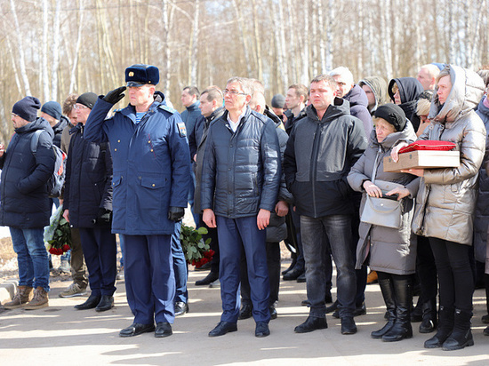 В Туле прошла церемония прощания с погибшим при исполнении воинского долга