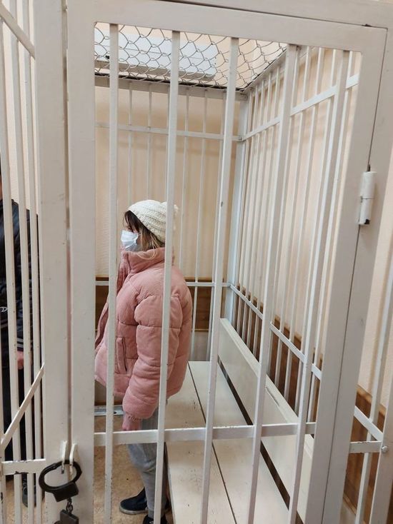 «В ней столько силы»: воспитатели детсада в Красноярске раскрыли шокирующие детали задержания девушки с ружьем