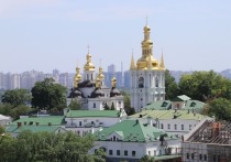 На Украине хотят запретить Украинскую православную церковь Московского патриархата, изъять ее недвижимость и имущество