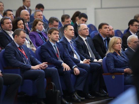 Повышение устойчивости экономики в условиях санкций обсудили на Ставрополье