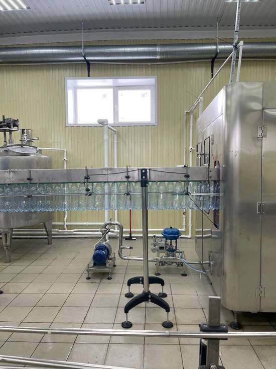Предприниматель в Пушном открыл производство питьевой воды