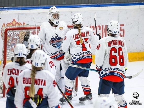 Хоккеистки «Бирюсы» из Красноярска оформили путевку в плей-офф ЖХЛ