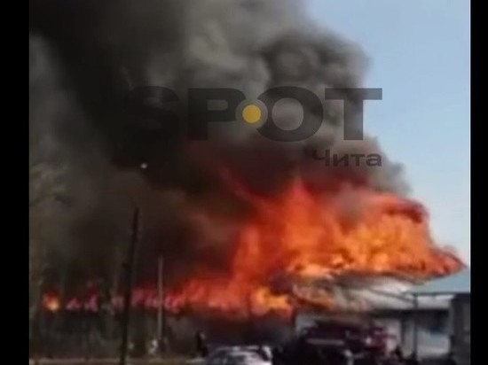 Пожар на улице Баданина в Шилке ликвидировали, пострадавших нет