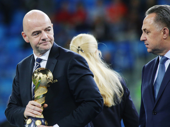 Президент ФИФА выступил против исключения России из организации