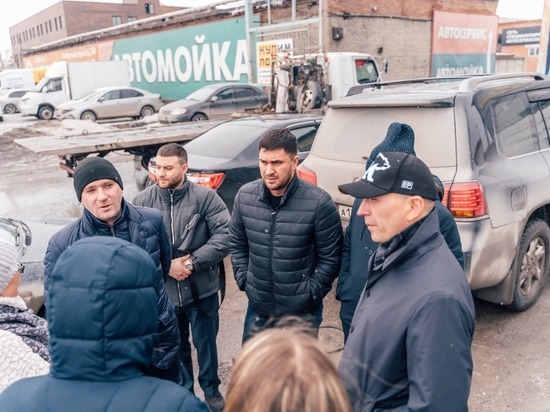 Состояние дороги на Северном проезде проверили депутаты Госдумы в Новосибирске