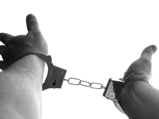 Вместо того, чтобы употребить наркотик, покупатель сдал его полиции