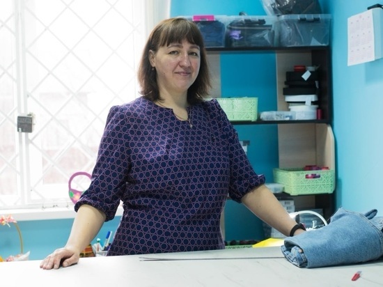 Мать троих детей из Белгородской области открыла свою швейную мастерскую благодаря соцконтракту