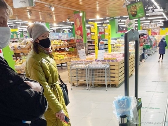 Ковид не ушел: в Пензе проверили, как соблюдается масочный режим
