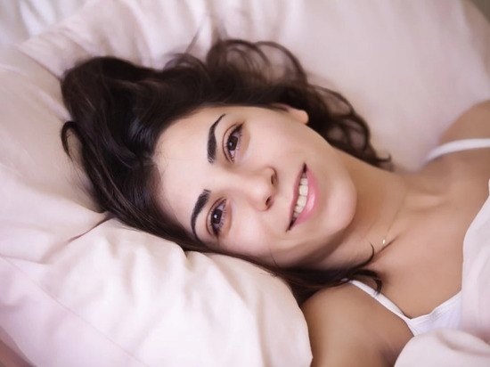 Ученые создали подушку для борьбы с тревожностью: вот как она работает