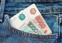 Аналитик Дмитрий Александров заявил, что есть несколько факторов, которые будут влиять на курс рубля в апреле