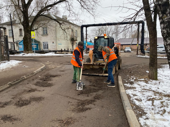 В Смоленске начался месяц городской уборки