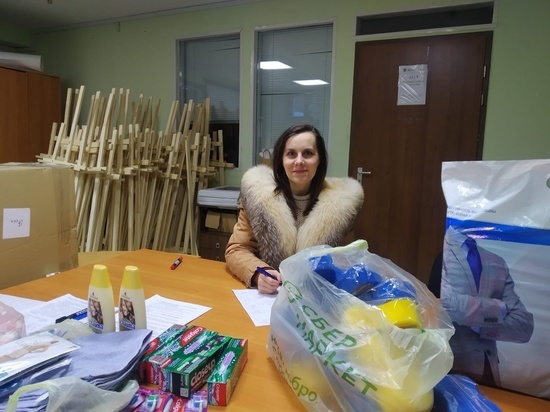 Волонтеры СПбГУ собрали около 400 килограммов гуманитарной помощи для беженцев Донбасса