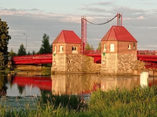 В Полесске разведут мост через Дейму