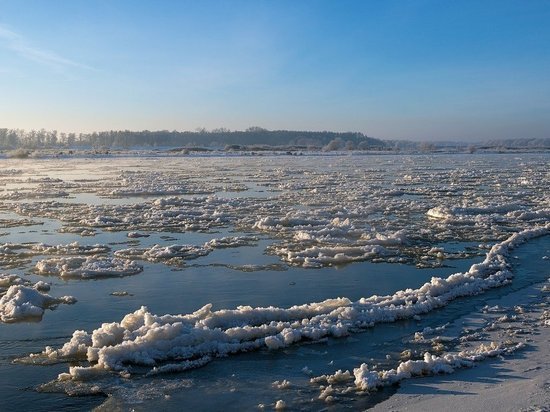 Кузбассовец сообщил о преждевременном ледоходе на реке Томь