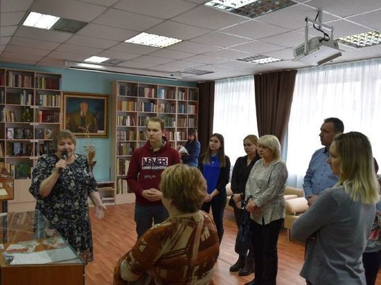 В Омской области районная библиотека модернизировала зал Михаила Ульянова