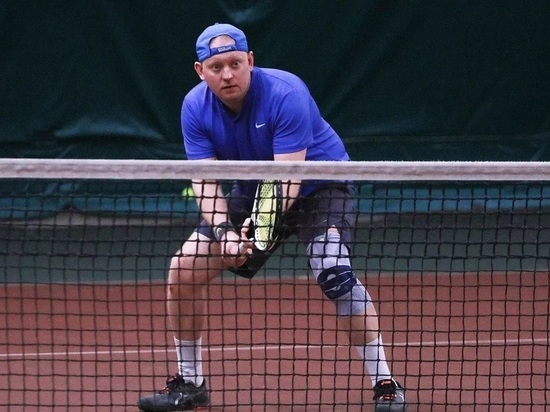 В Барнауле состоялся турнир по большому теннису
