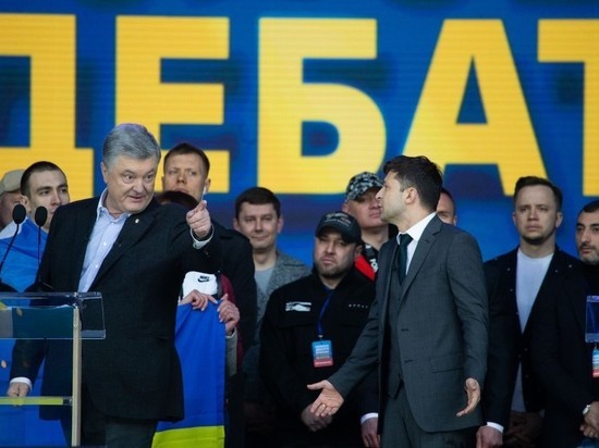 Бывшие телеканалы Порошенко заявили об отключении от вещания