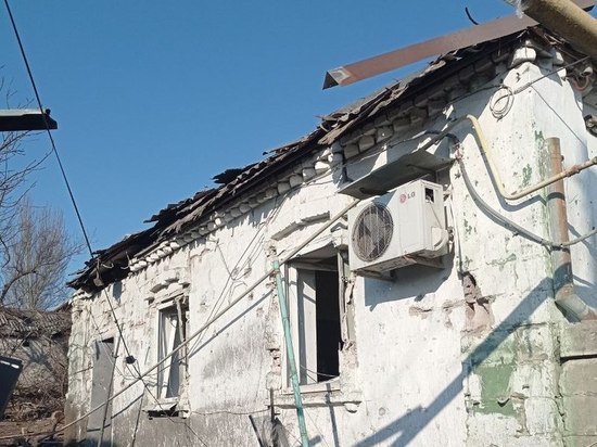 Последствия обстрела Ленинского района Донецка показал мэр столицы