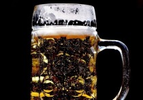 Не менее чем на 5% подорожало пиво во Владивостоке. Производители говорят, что к концу года напитки могут подняться в цене еще на 20%.