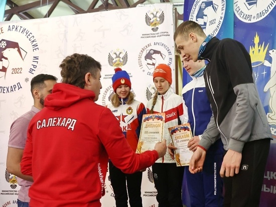 Сборная команда Карелии взяла бронзу на соревнованиях по лыжным гонкам