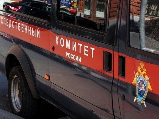 В одном из домов Южно-Сахалинска обнаружили мертвую женщину