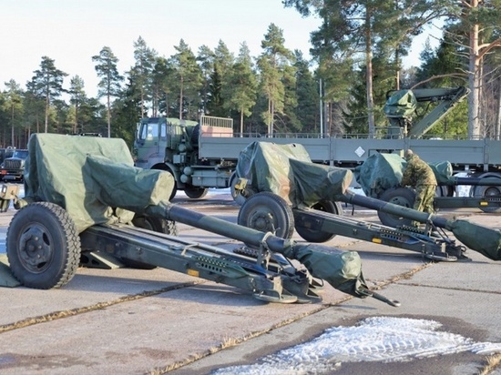 Эстония передала Украине гаубицы, ракеты и мины