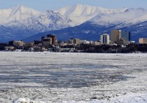 В столице Аляски – Джуно, представители ассамблеи города выступили за продолжение побратимских отношений со столицей дальнего Востока России – Владивостока.