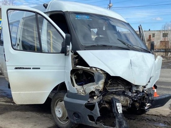 В Кирове в ДТП на улице Луганской пострадал человек