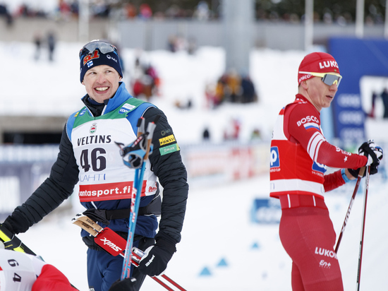 Бывший главный тренер сборной Финляндии по лыжным гонкам Рейо Юлхя высказал непопулярное в последнее время мнение: лыжников из России не должны были отстранять от участия в международных стартах. По мнению, специалиста, это приведет к краху лыжного спорта во всем мире.
