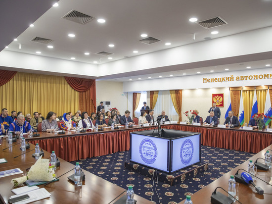 Особое внимание было уделено теме сохранения и развития ненецкого языка.