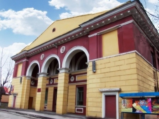 В Новосибирске запретят парковку около ДК Калинина
