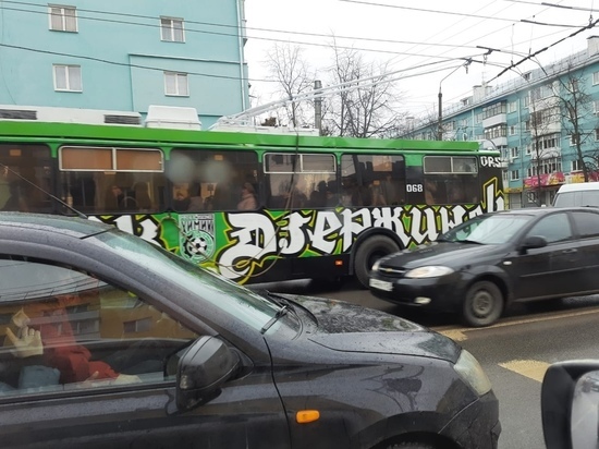 В Дзержинске начал курсировать брендированный трамвай фанатов "Химика"