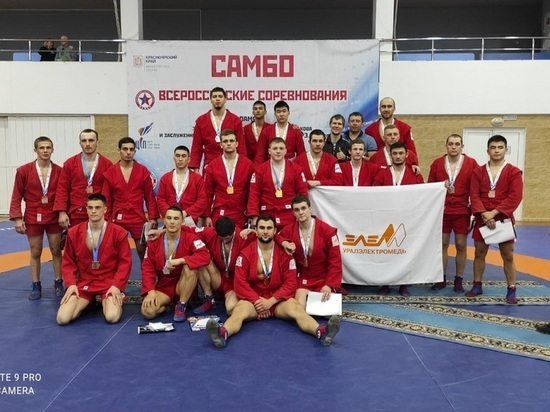 12 медалей завоевали самбисты КС УГМК на престижном турнире в Красноярске