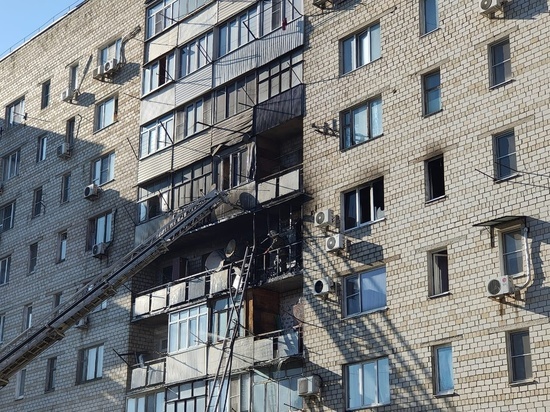 Более полусотни спасателей тушили пожар в новочеркасской девятиэтажке