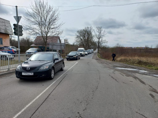 Дама на Opel влетела в Mazda в Гурьевском районе, водитель второй машины получила травмы