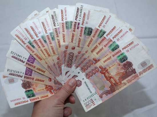 Российская валюта резко укрепилась после падения