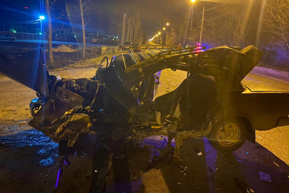 Лобовое столкновение Лада Приора