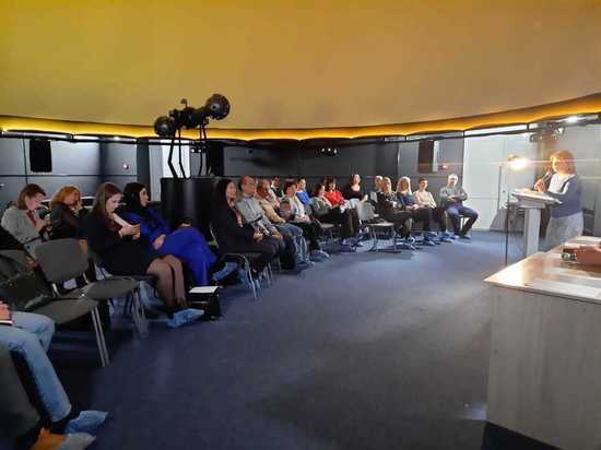 6 апреля в Большом Иркутском планетарии состоялось расширенное заседание по туризму